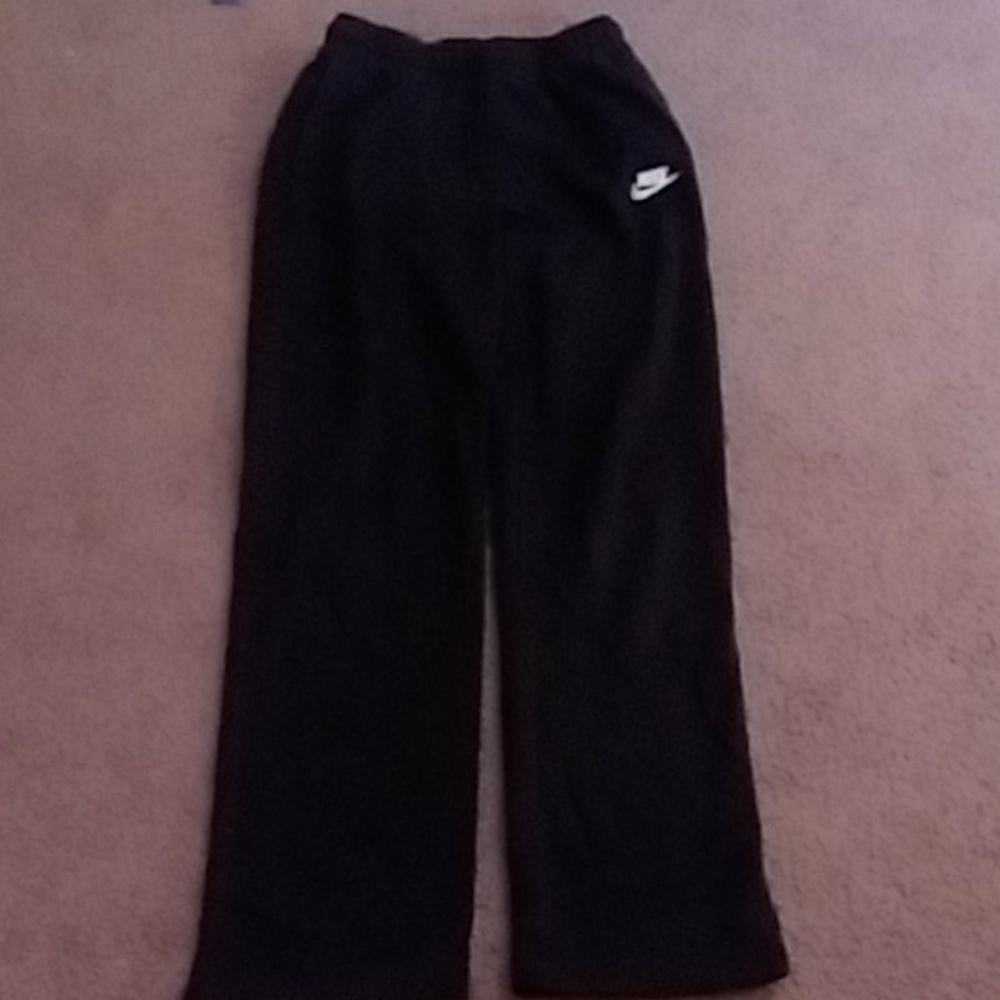 Boys Nike XL sweat pants